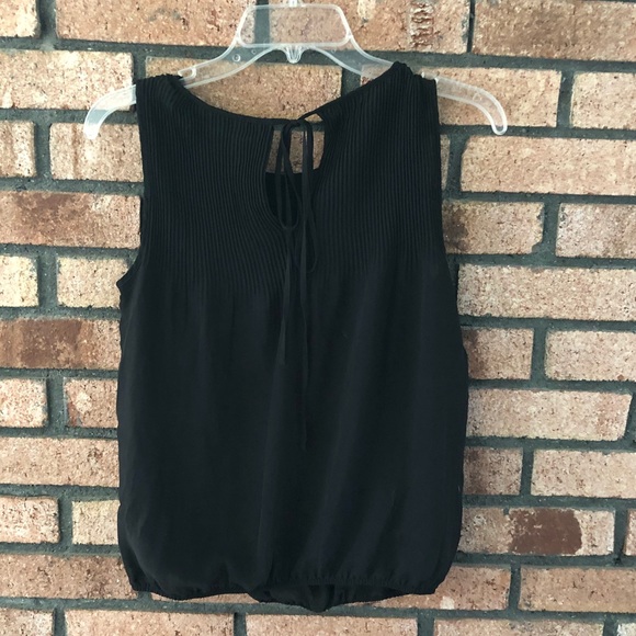 HOST PICK💥Max Studio Pleated Blouse - Picture 5 of 5